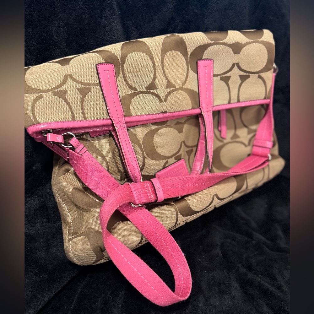 COACH BROWN AND PINK LARGE JACQUARD FOLD OVER  MESSINGER Crossbody Bag - Picture 3 of 13